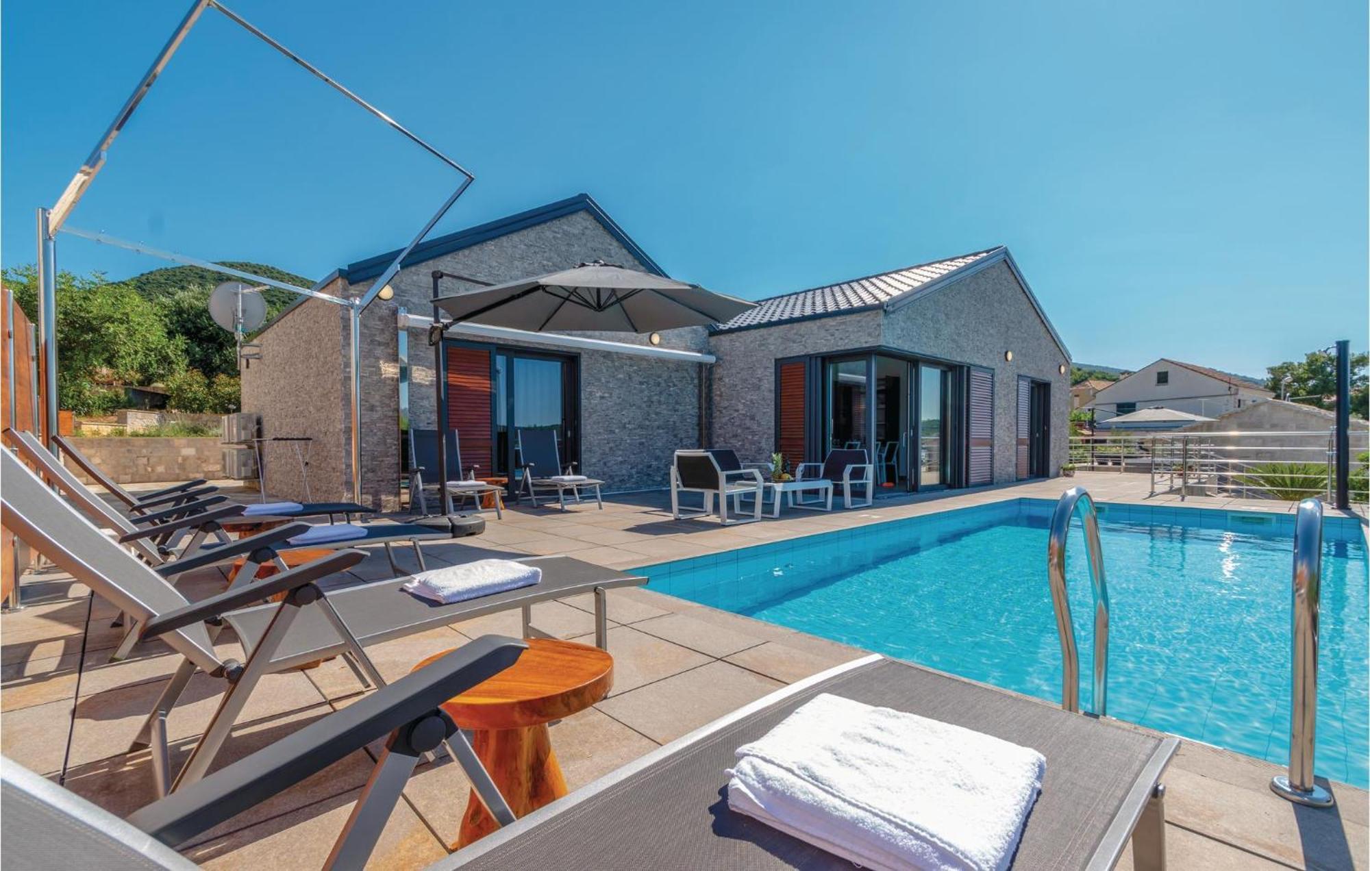 Nice Home In Kneze With Wifi Pupnat Exterior foto
