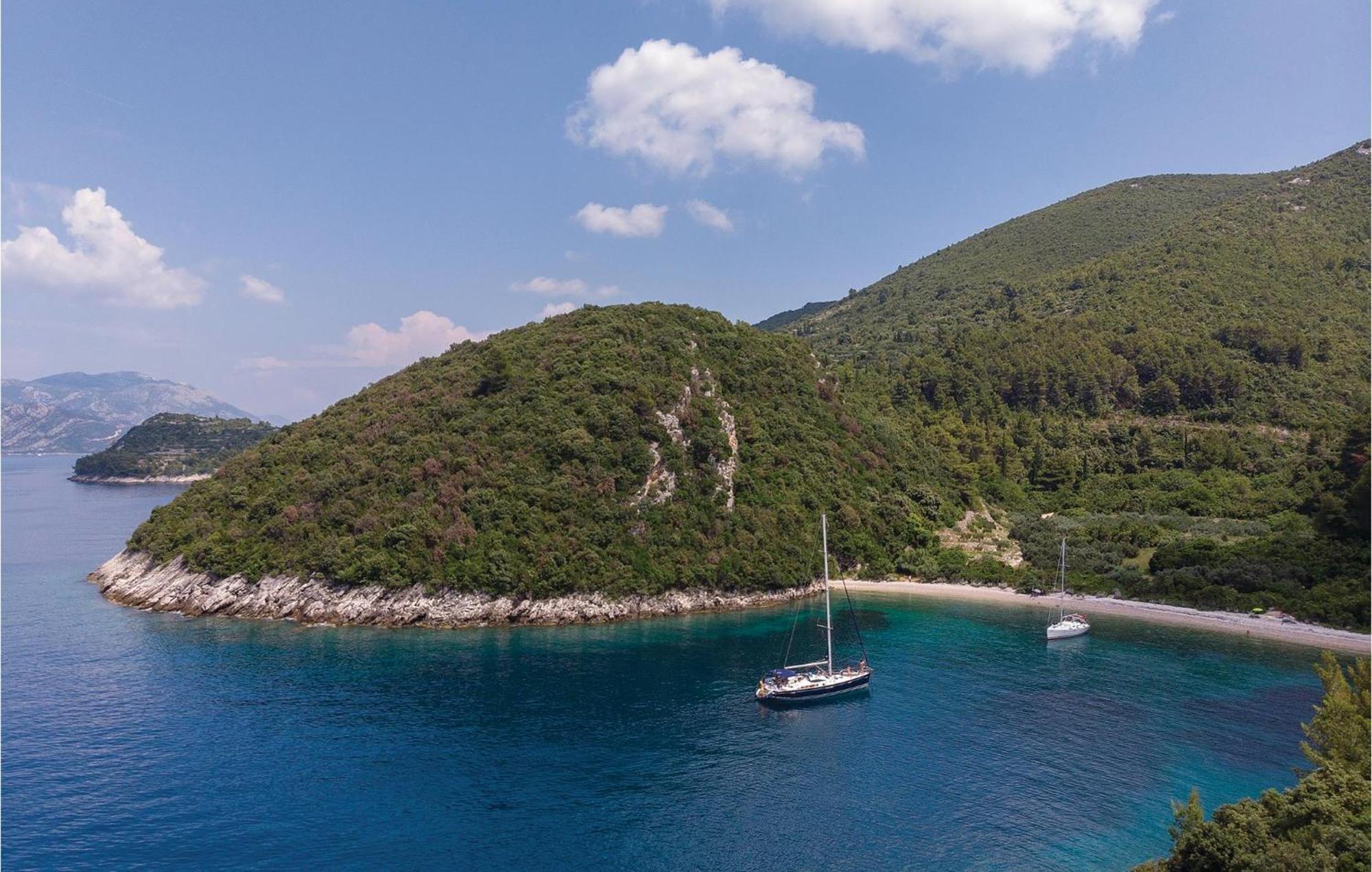 Nice Home In Kneze With Wifi Pupnat Exterior foto